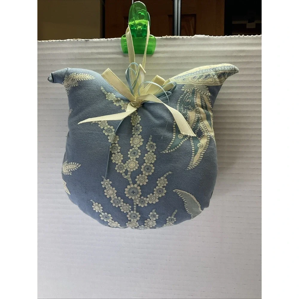 Vintage 7" Wedgewood Blue‎ Floral Hanging Pillow Sachet